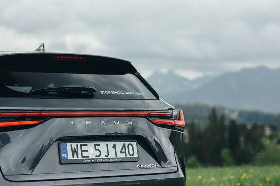 Lexus NX 2022