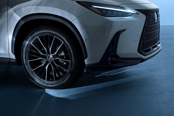 Lexus NX 2022