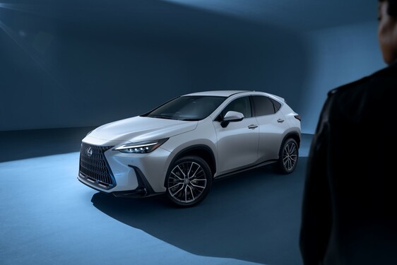 Lexus NX 2022