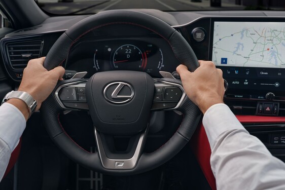 Lexus NX 2022