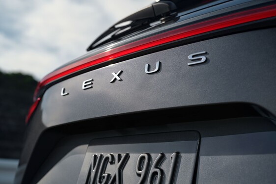 Lexus NX 2022