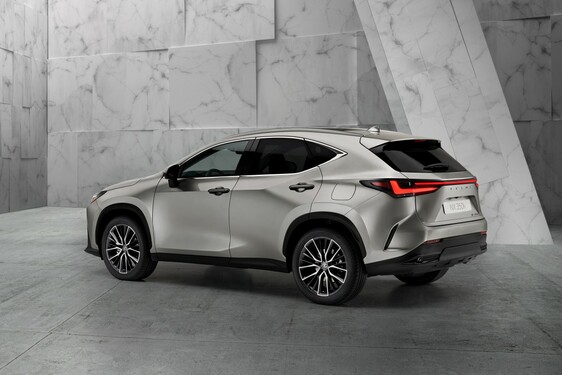 Lexus NX 2022