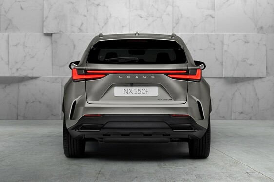 Lexus NX 2022