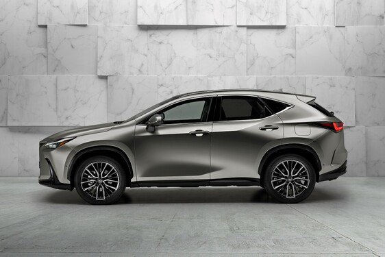 Lexus NX 2022