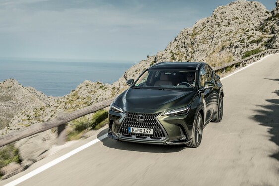 Lexus NX 2022