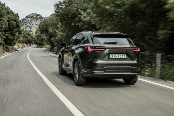 Lexus NX 2022