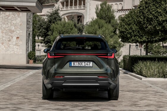 Lexus NX 2022