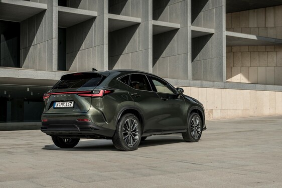 Lexus NX 2022