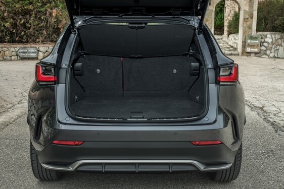 Lexus NX 2022