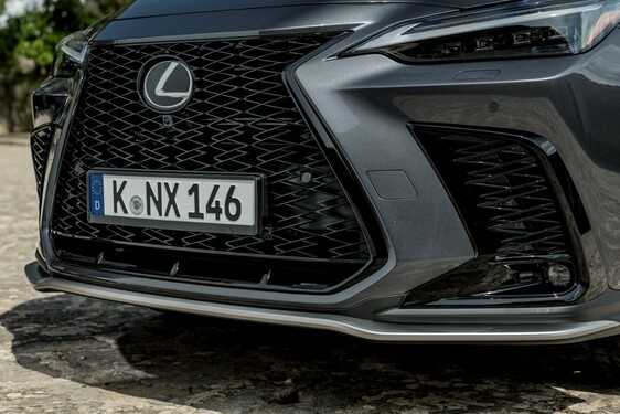 Lexus NX 2022