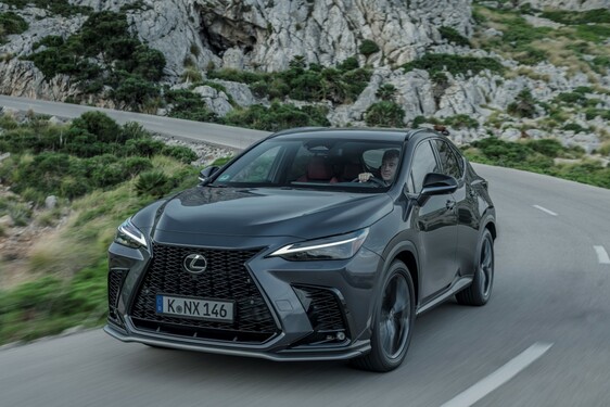 Lexus NX 2022