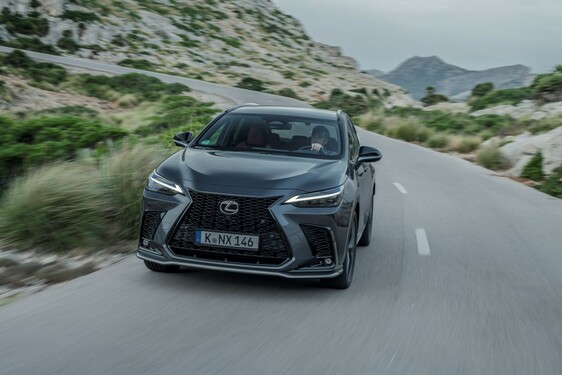 Lexus NX 2022