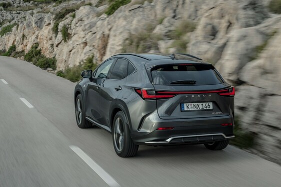 Lexus NX 2022