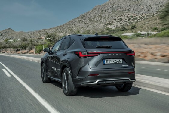 Lexus NX 2022