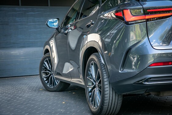 Lexus NX 2022