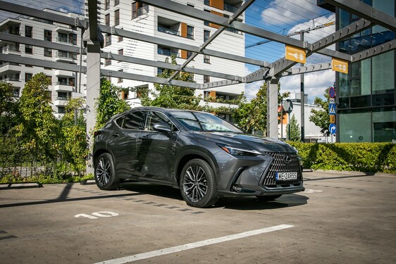 Lexus NX 2022