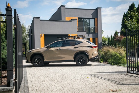 Lexus NX 2022
