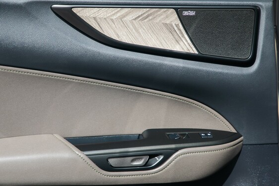 Lexus NX 2022
