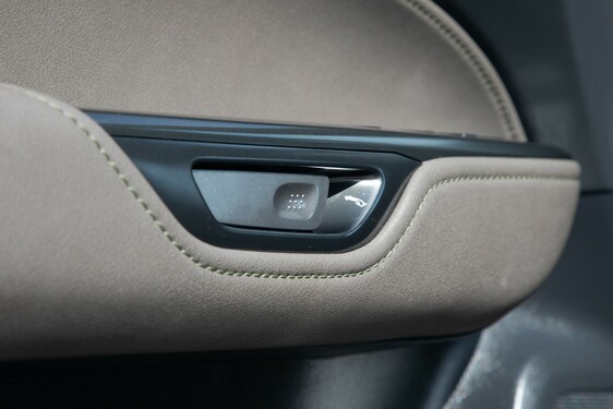 Lexus NX 2022