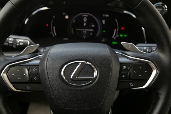 Lexus NX 2022