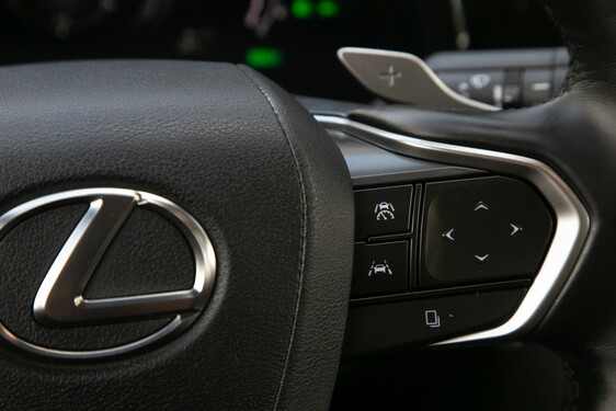 Lexus NX 2022