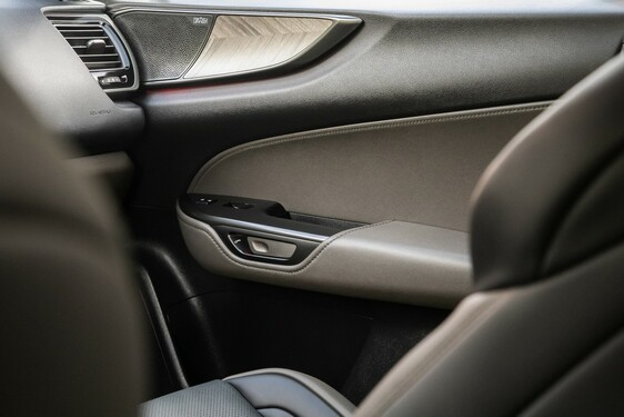 Lexus NX 2022
