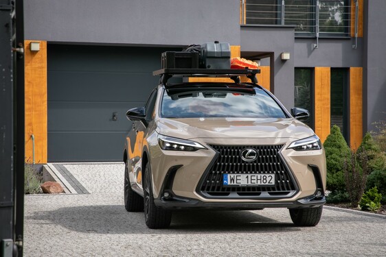 Lexus NX 2022