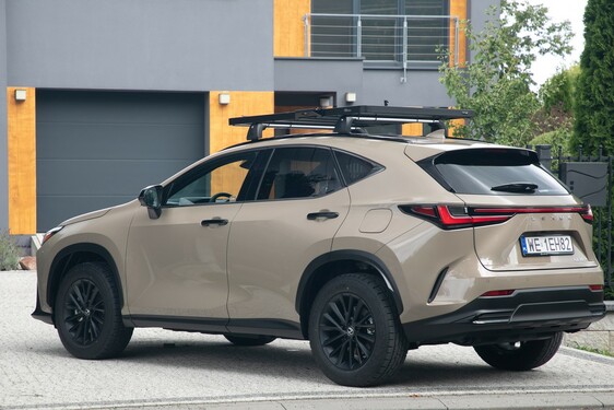 Lexus NX 2022