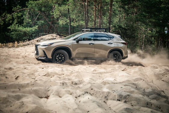 Lexus NX 2022