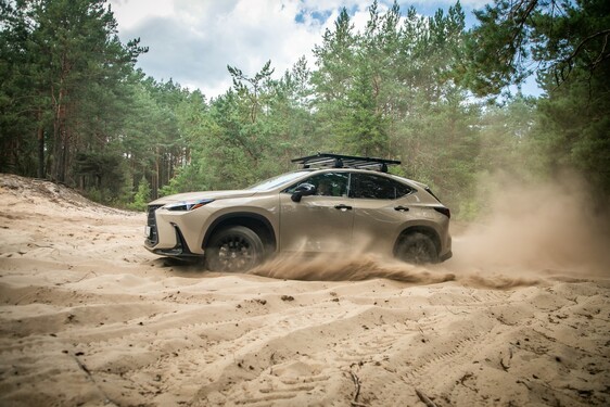 Lexus NX 2022