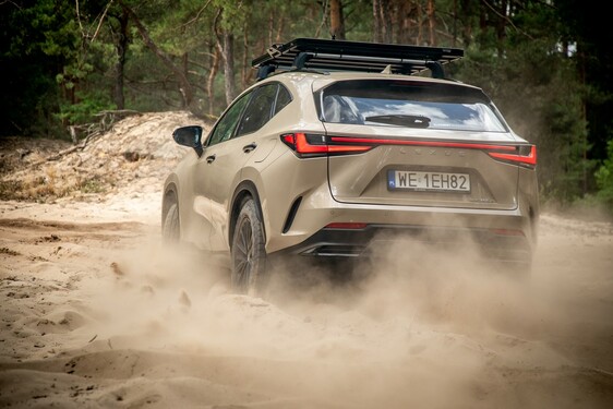 Lexus NX 2022