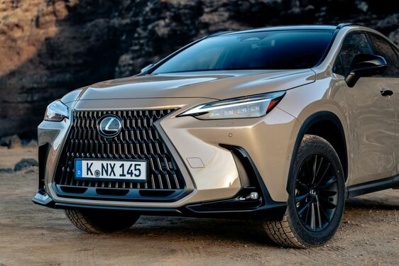 Lexus NX 2022