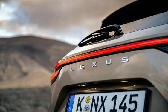 Lexus NX 2022