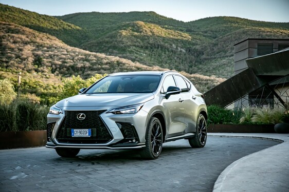 Lexus NX 2022