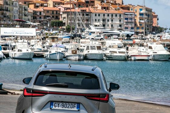 Lexus NX 2022