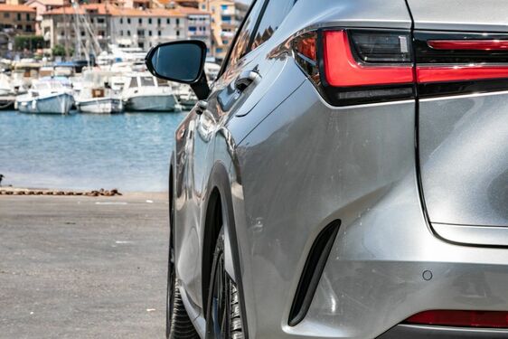 Lexus NX 2022