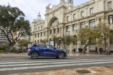 LEXUS SPRZEDAŁ W TYM ROKU JUŻ 10 TYS. AUT W POLSCE