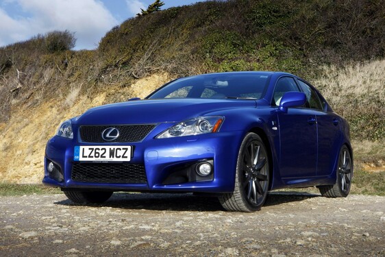 Lexus IS 25 lat
