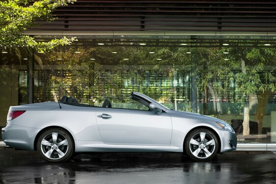 Lexus IS 25 lat