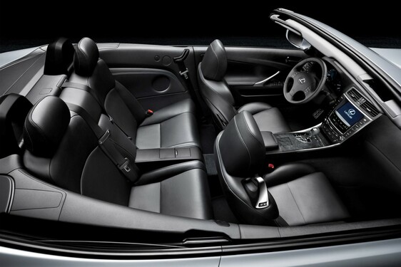 Lexus IS 25 lat