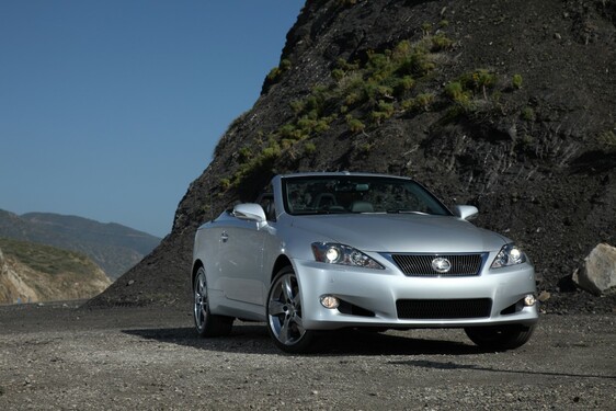 Lexus IS 25 lat