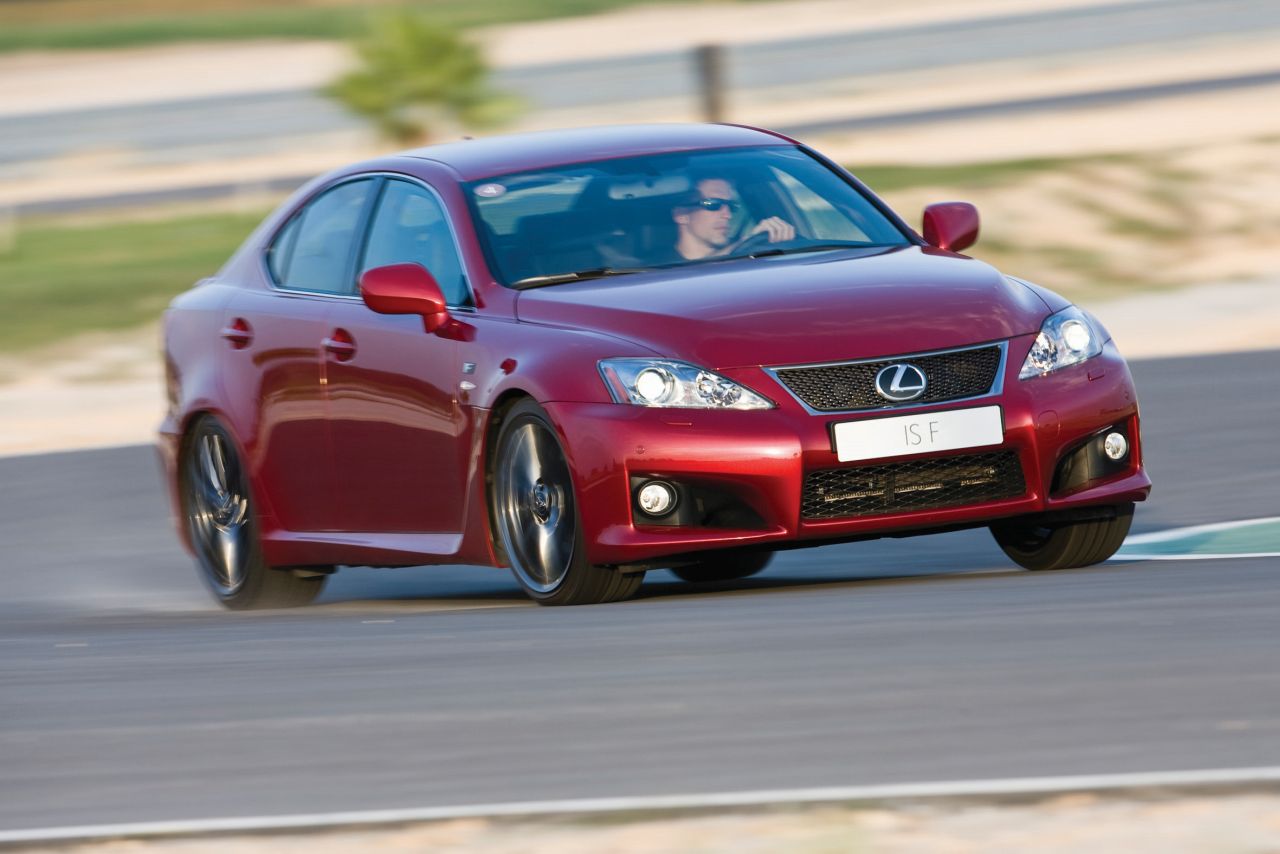 WYJĄTKOWA WYSTAWA LEXUSA. 35 LAT SILNIKÓW V8 TEJ MARKI