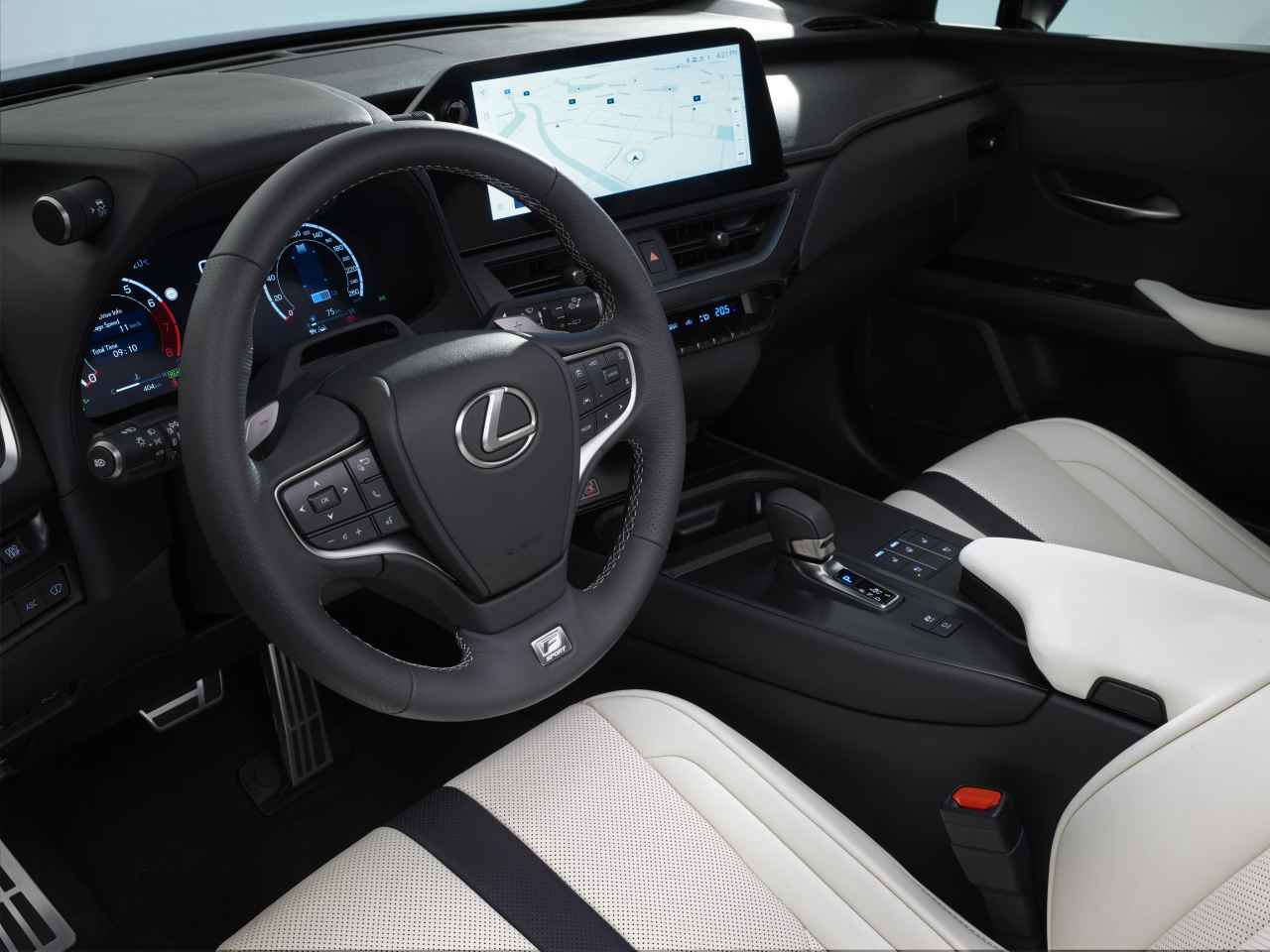 NOWY LEXUS UX 300h Z HYBRYDĄ 5. GENERACJI O WIĘKSZEJ MOCY