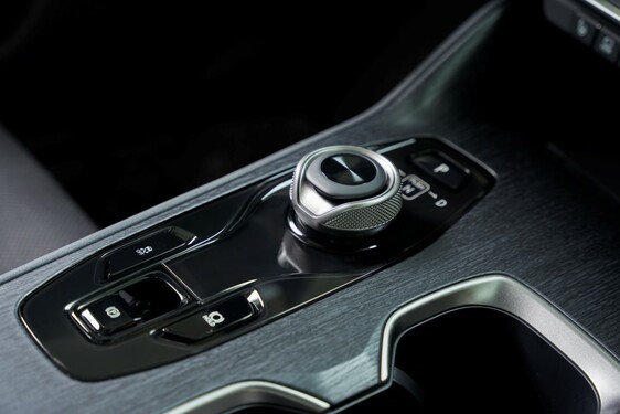 Lexus RZ 2023