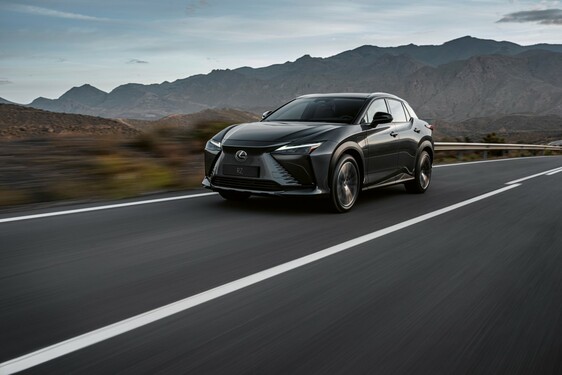Lexus RZ 2023