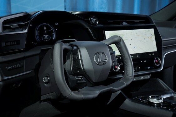 Lexus RZ 2023