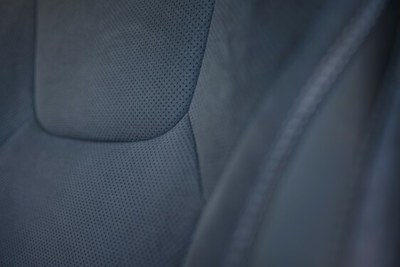 Lexus RZ 2023
