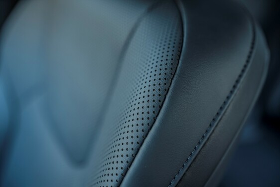 Lexus RZ 2023