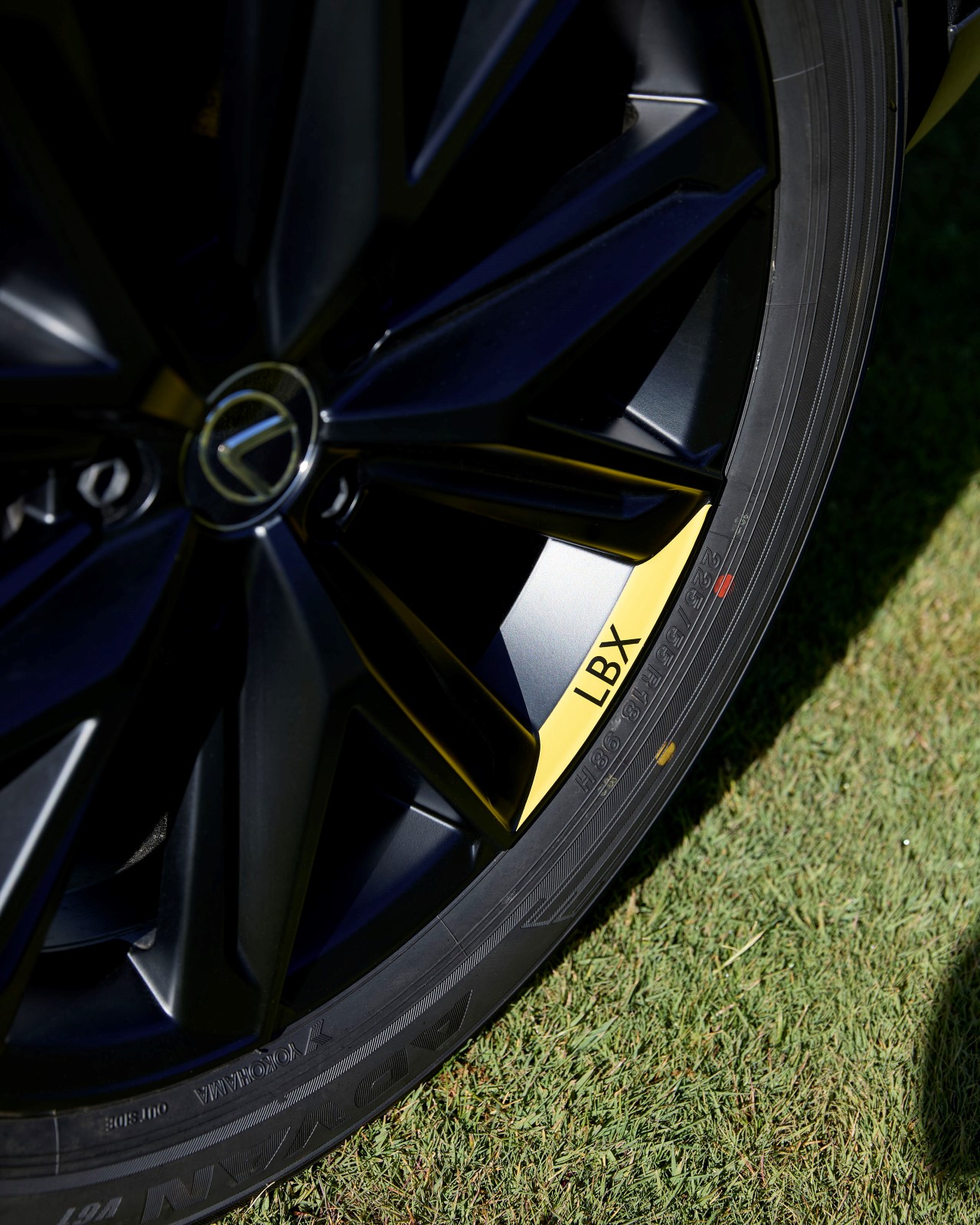 LEXUS LBX MATCH POINT INSPIROWANY TENISEM