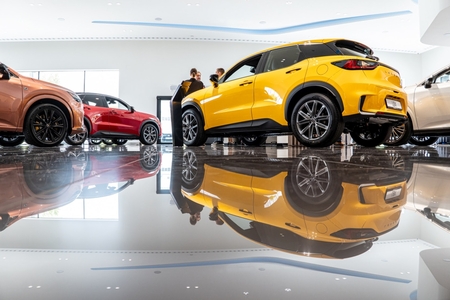 LEXUS KIELCE DOŁĄCZYŁ DO SIECI SALONÓW LEXUSA. TO JUŻ 21. OBIEKT W POLSCE